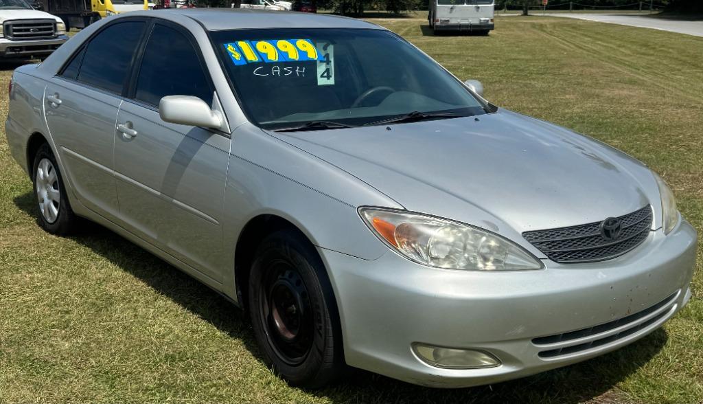 2004 Toyota Camry LE