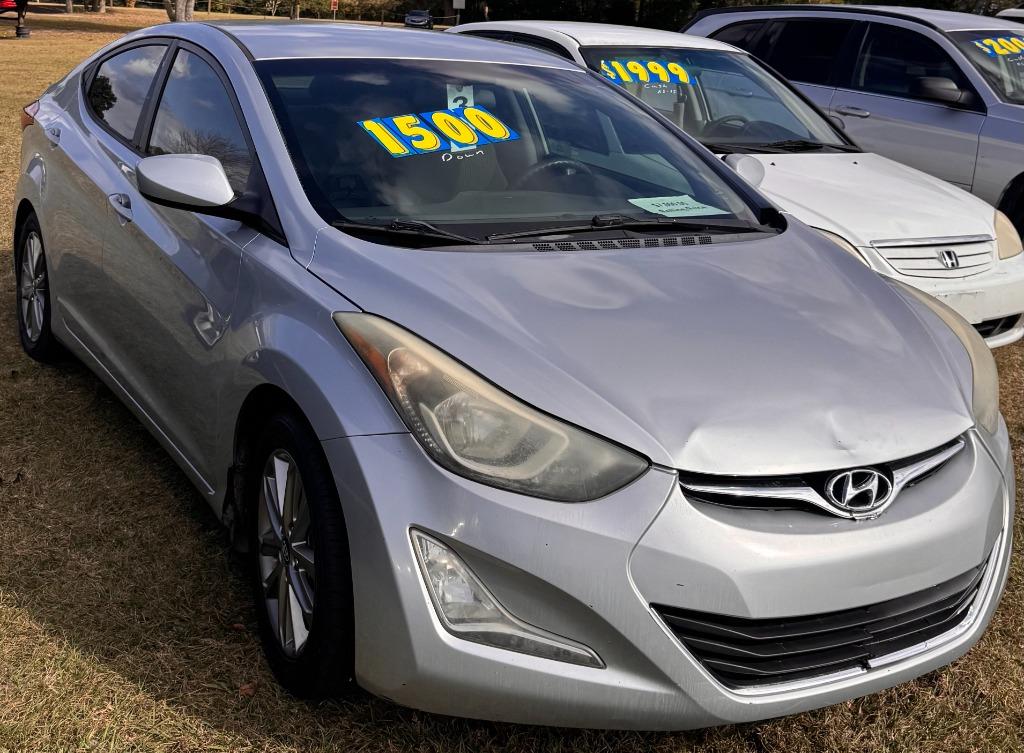 2014 Hyundai Elantra SE's photo
