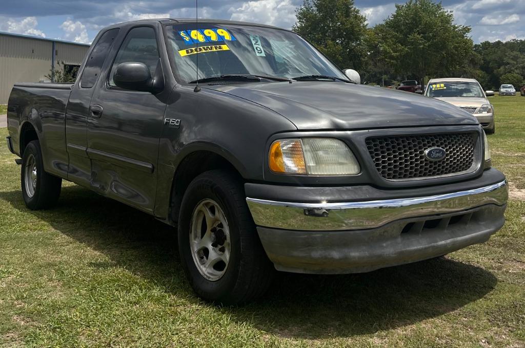 2002 Ford F-150 XL SuperCab SWB Styleside's photo