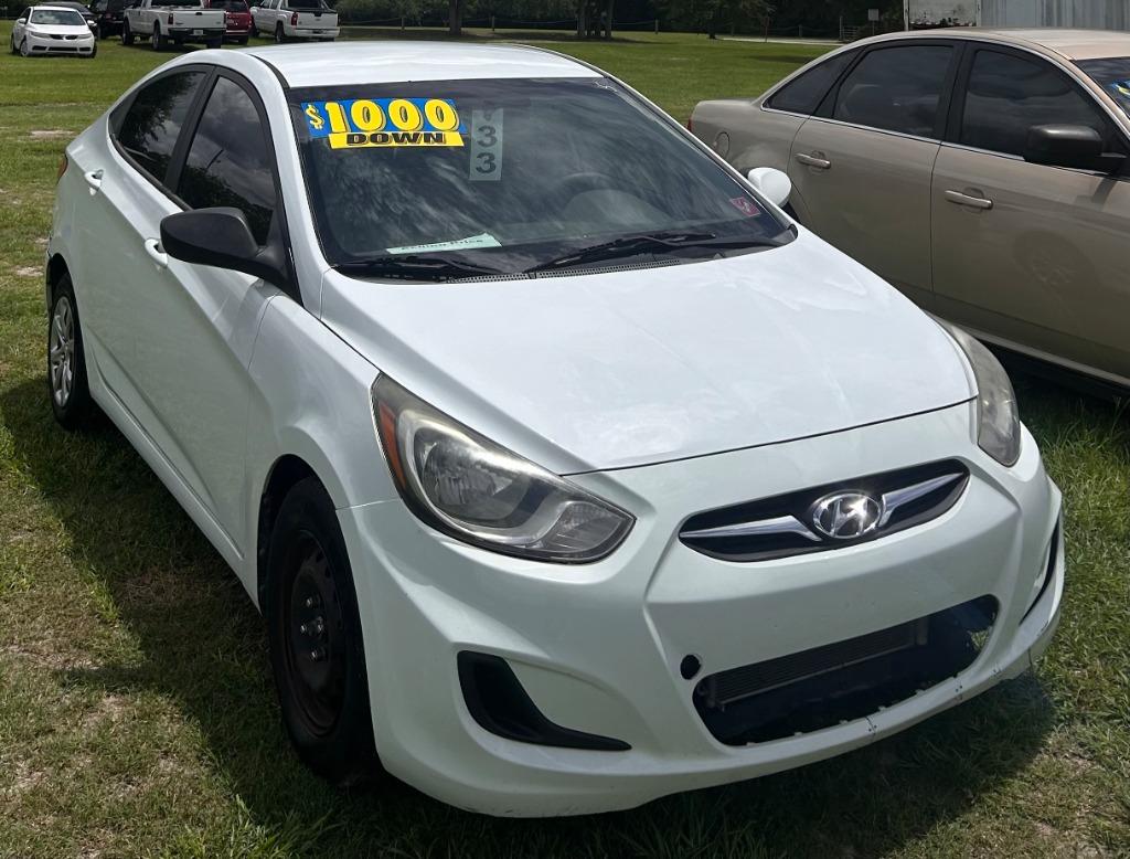 2013 Hyundai Accent GLS 4-Door 6-Speed Automatic's photo
