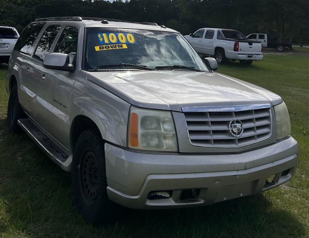 2005 Cadillac Escalade ESV's photo
